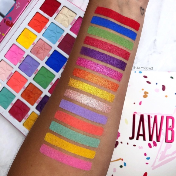 Jeffree Star SOLD OUT Jawbreaker Eyeshadow Palette 24 Shades ~ NIB - Picture 3 of 7